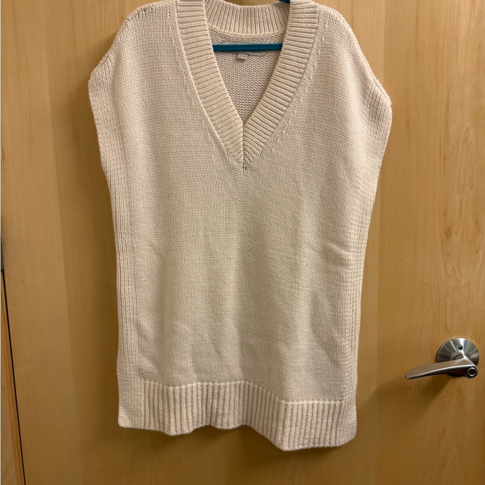 Cream Oversized V-Neck Knit Women's Sweater Vest